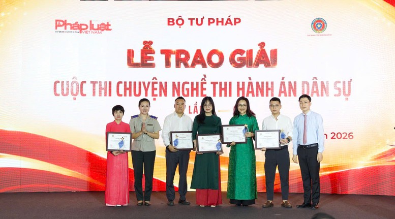 36 tác phẩm chất lượng đạt giải Cuộc thi ‘Chuyện nghề Thi hành án dân sự’ - Ảnh 5.