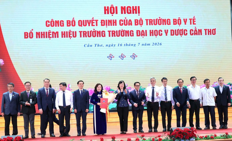 Trường Đại học Y Dược Cần Thơ có nữ Hiệu trưởng đầu tiên- Ảnh 2.