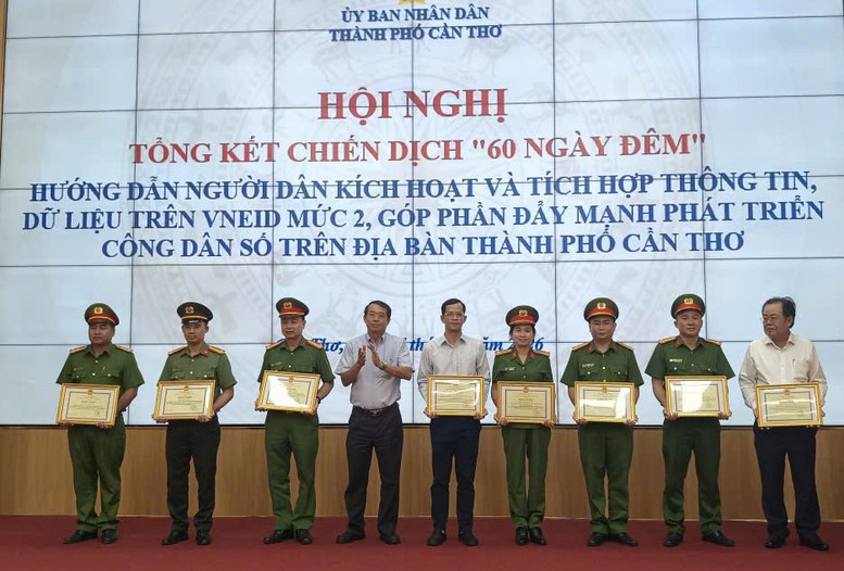 Cần Thơ: Từ chiến dịch '60 ngày đêm' đến nền tảng công dân số- Ảnh 2.