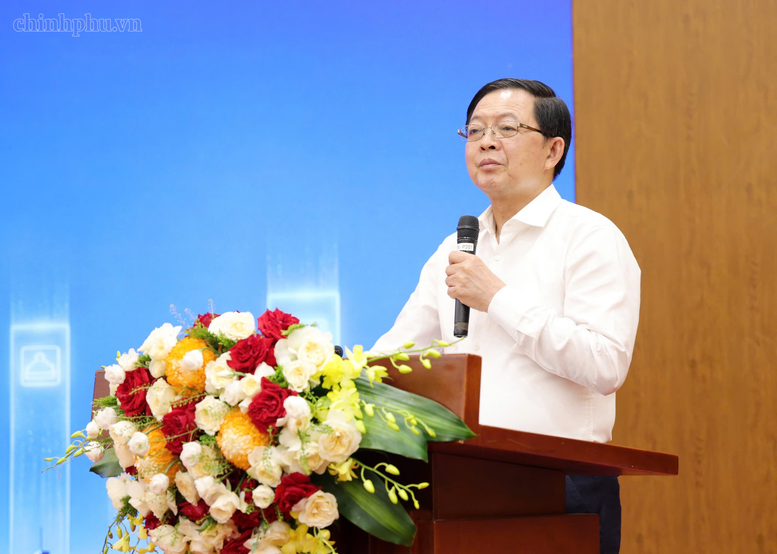 Phó Thủ tướng Hồ Quốc Dũng dự Diễn đàn 'Hình thành hệ sinh thái hợp tác phát triển AI'- Ảnh 2.