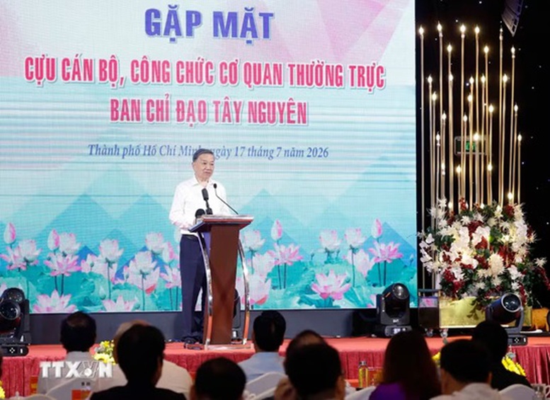 Tổng Bí thư, Chủ tịch nước Tô Lâm gặp mặt cựu cán bộ, công chức Cơ quan Thường trực Ban Chỉ đạo Tây Nguyên- Ảnh 1.