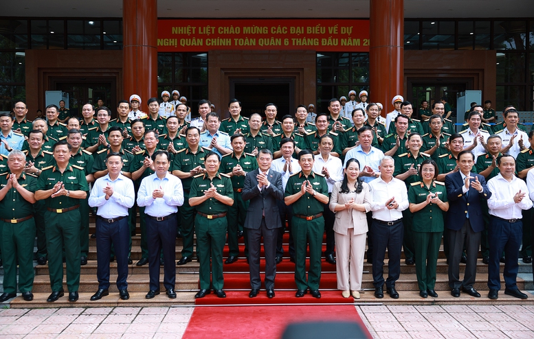 Thủ tướng Lê Minh Hưng: Quân đội vừa củng cố sức mạnh truyền thống, vừa hình thành năng lực mới hiện đại- Ảnh 7.