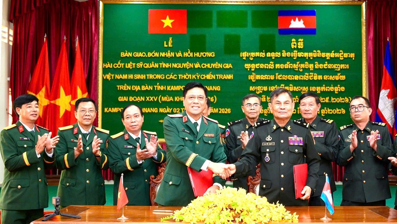 Cần Thơ: Bàn giao 670 mẫu sinh phẩm hài cốt liệt sĩ để giám định ADN- Ảnh 2.