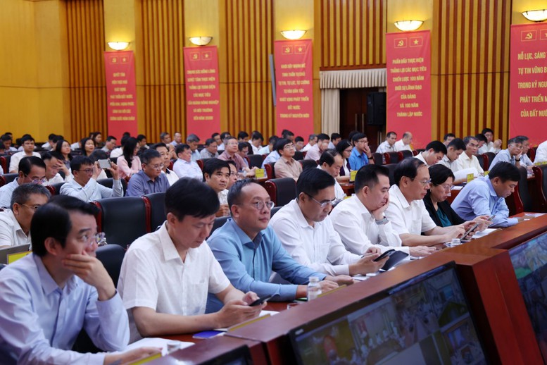 Ngành Nông nghiệp và Môi trường phải tiên phong hoàn thiện thể chế, chuyển đổi số để tạo động lực tăng trưởng- Ảnh 6.
