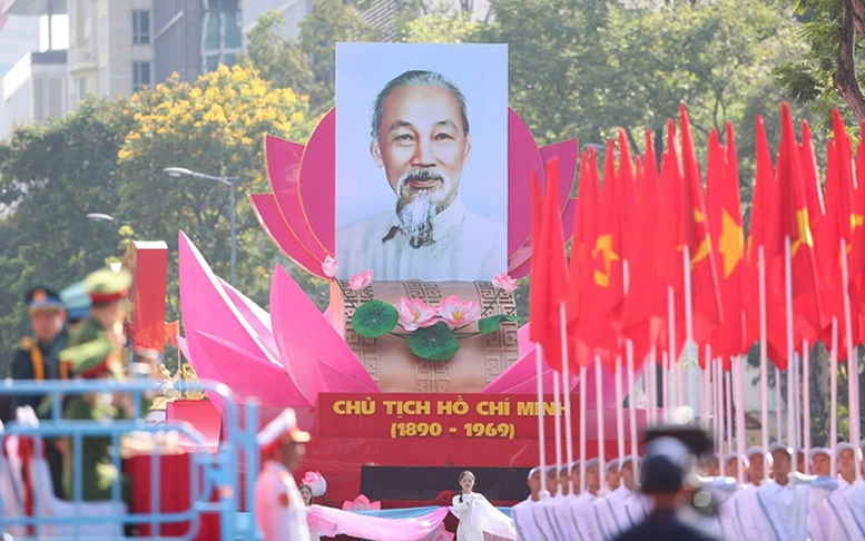 Sáng 2/7, kỷ niệm trọng thể 50 năm Ngày Thành phố Sài Gòn-Gia Định mang tên Chủ tịch Hồ Chí Minh