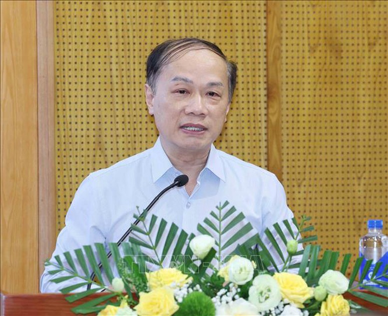 Hội nghị toàn quốc sơ kết công tác Tuyên giáo và Dân vận- Ảnh 2.