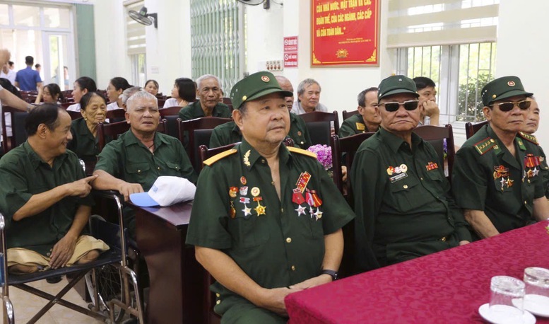 Ngọn lửa nhỏ góp sức cho phong trào "Đền ơn đáp nghĩa"- Ảnh 4.