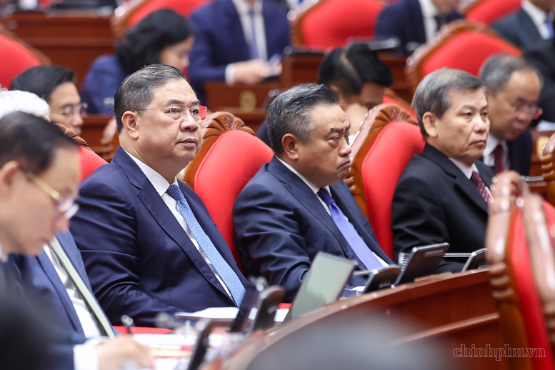 Các quyết sách được Trung ương thông qua phải tạo ra 4 bước chuyển chiến lược- Ảnh 6.