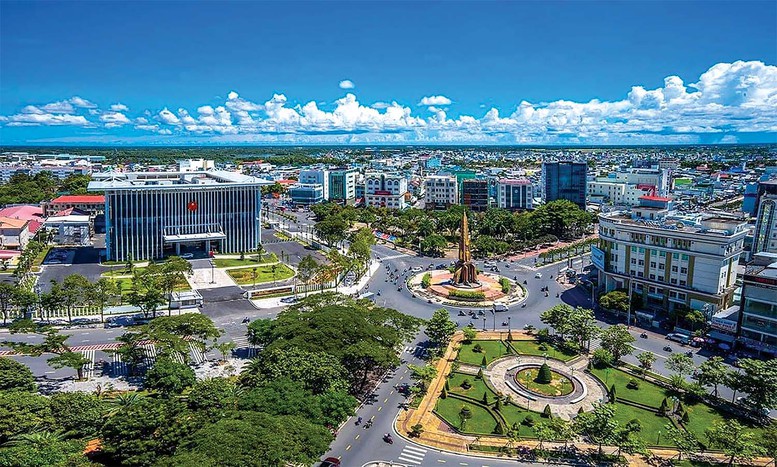 Quyết tâm phát triển Cà Mau trở thành Trung tâm kinh tế biển - năng lượng tái tạo - logistics của cả nước- Ảnh 1.