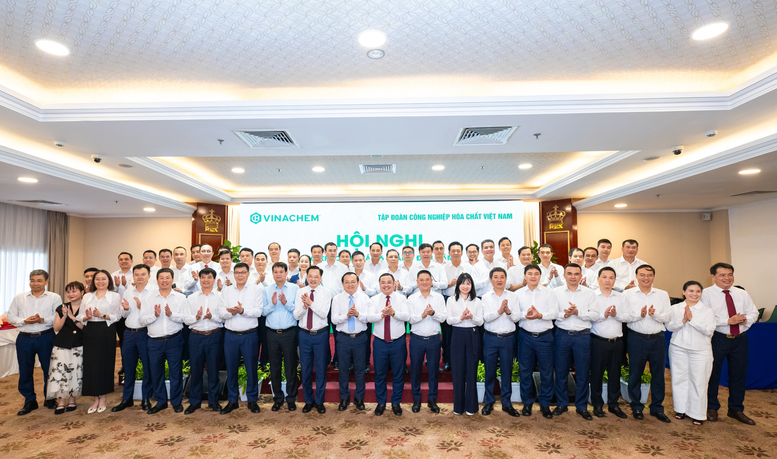 Vinachem: Tăng trưởng ấn tượng và mở rộng định hướng công nghệ cao- Ảnh 5.