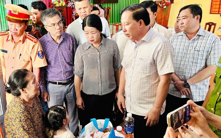 Lãnh đạo TP. Đồng Nai thăm hỏi, hỗ trợ các nạn nhân vụ cháy xe khách khiến 7 người tử vong