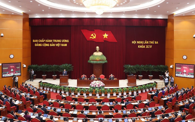 Thông cáo báo chí ngày làm việc thứ hai Hội nghị Trung ương 3