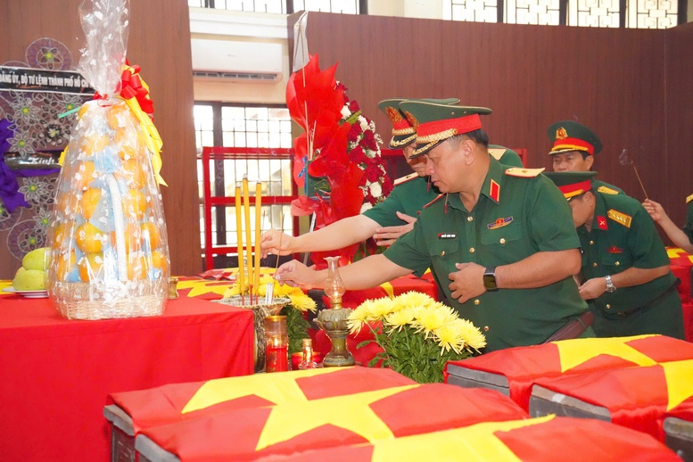 Phát hiện thêm vị trí mới có mộ liệt sĩ tại Công viên Lê Thị Riêng- Ảnh 2.