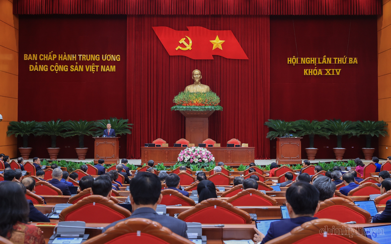 THÔNG BÁO HỘI NGHỊ LẦN THỨ BA, BAN CHẤP HÀNH TRUNG ƯƠNG ĐẢNG KHÓA XIV