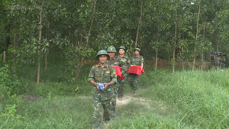 Đã tìm thấy 10 hài cốt liệt sĩ tại khu vực Câu Nhi, Quảng Trị- Ảnh 1.
