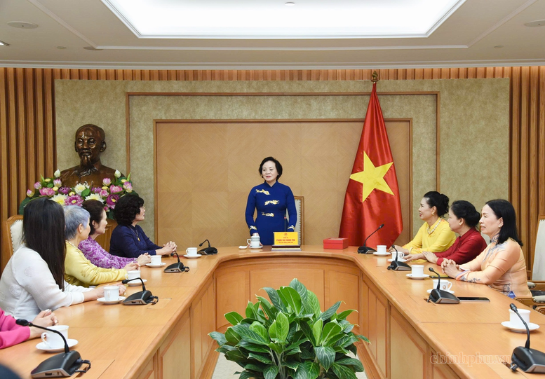 Nỗ lực đưa áo dài Việt Nam trở thành di sản văn hóa được UNESCO ghi danh- Ảnh 1.