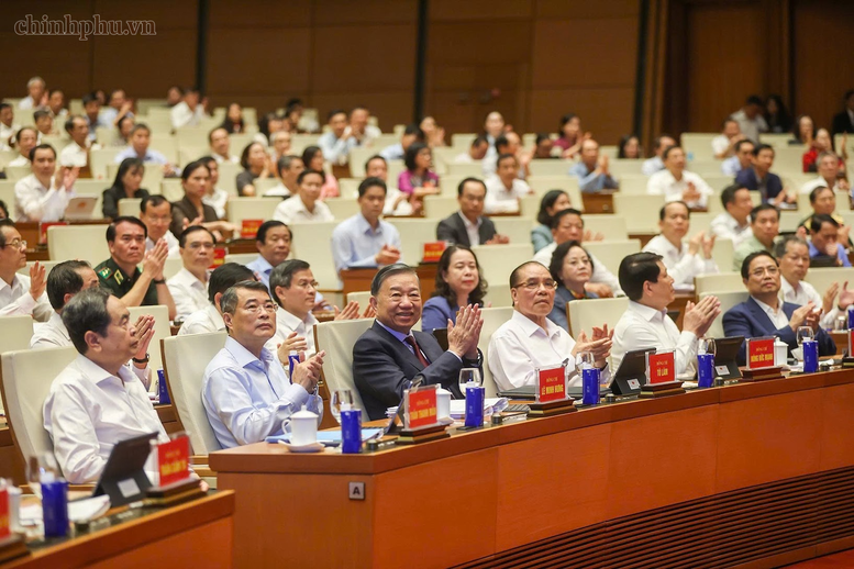 TRỰC TIẾP: Hội nghị toàn quốc quán triệt và triển khai thực hiện Nghị quyết Hội nghị Trung ương 3- Ảnh 1.
