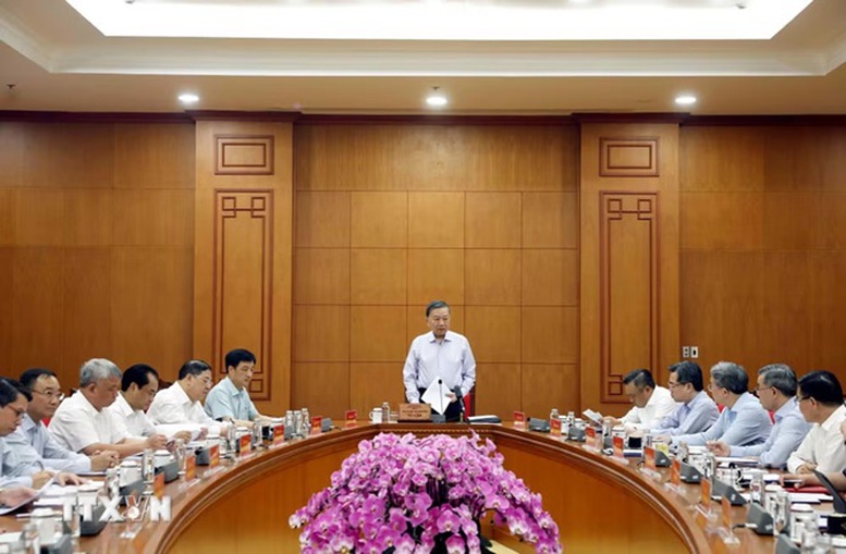 Tổng Bí thư, Chủ tịch nước Tô Lâm: Tái định vị TKV thành tập đoàn công nghiệp năng lượng, vật liệu hiện đại- Ảnh 2.