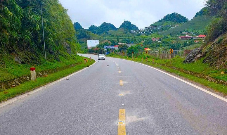 Thêm 'mắt dẫn đường' trên những cung đèo hiểm trở- Ảnh 2.