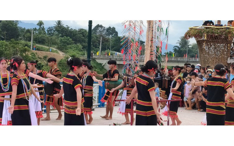 Cơ chế, chính sách bảo tồn, phát huy văn hóa truyền thống các dân tộc thiểu số