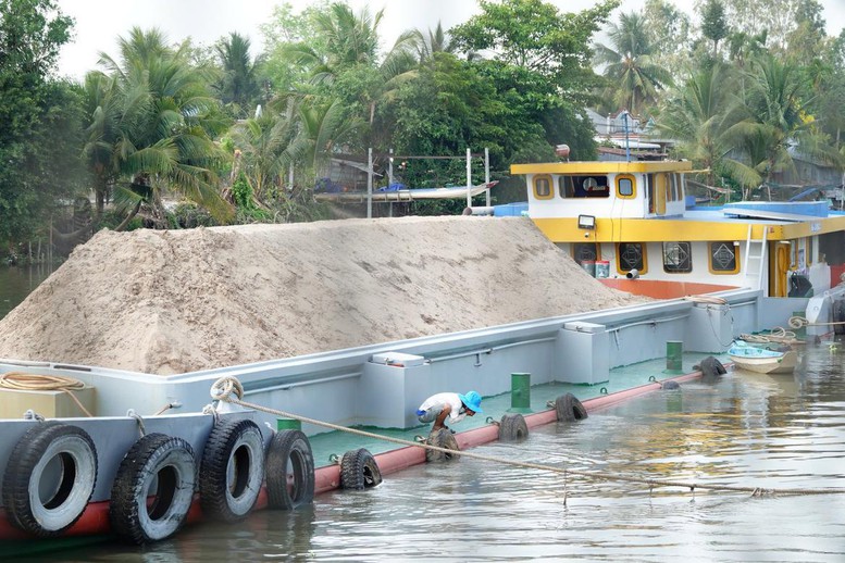 Cát sông dần cạn kiệt, Bộ Xây dựng đề xuất loạt giải pháp thay thế- Ảnh 2.