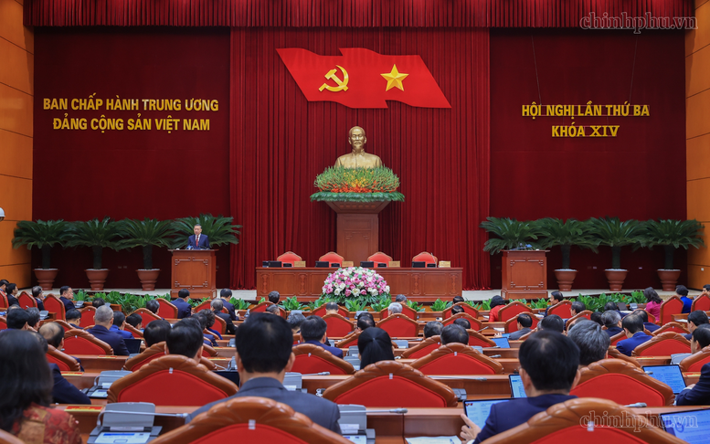 Kế hoạch của Bộ Chính trị thực hiện Nghị quyết số 21-NQ/TW về quan điểm sửa đổi Luật Đất đai