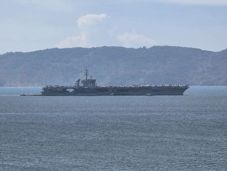 Tàu sân bay USS George Washington của Hải quân Hoa Kỳ thăm Việt Nam- Ảnh 1.