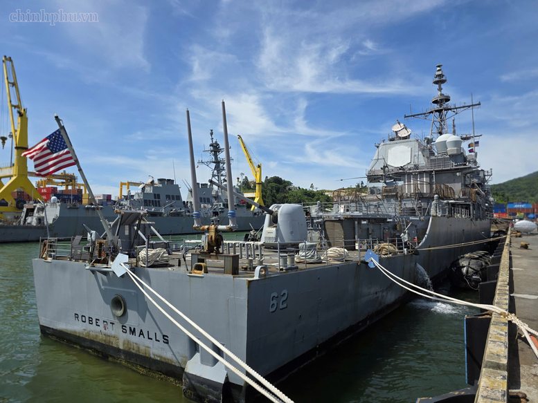 Tàu sân bay USS George Washington của Hải quân Hoa Kỳ thăm Việt Nam- Ảnh 8.