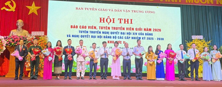 Khai mạc Hội thi báo cáo viên, tuyên truyền viên giỏi năm 2026, khu vực II- Ảnh 1.