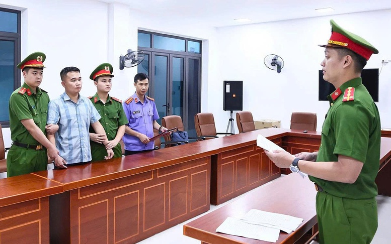 NÓNG: Giữ khẩn cấp một giáo viên Trường THPT chuyên Tuyên Quang