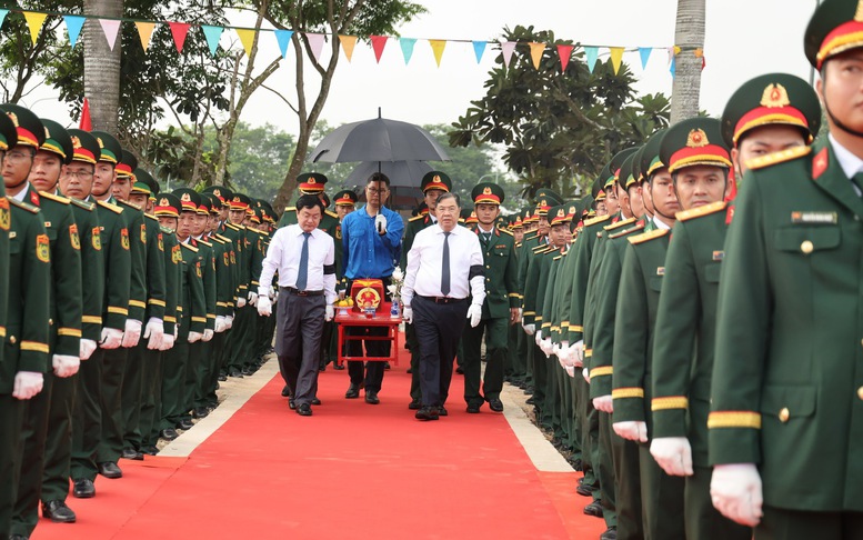 Phó Thủ tướng Thường trực Phạm Gia Túc dự Lễ viếng, truy điệu và an táng hài cốt liệt sĩ tại Tây Ninh