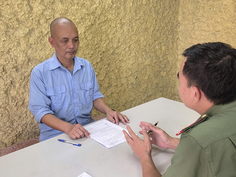 Khởi tố, tạm giam 2 đối tượng làm, tàng trữ, phát tán tài liệu chống Nhà nước- Ảnh 1.