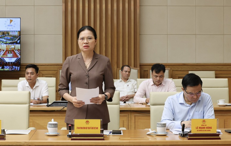 Phó Thủ tướng Thường trực: Chống buôn lậu, hàng giả và xâm phạm SHTT là nhiệm vụ thường xuyên, không có điểm dừng- Ảnh 4.
