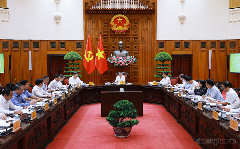 Thủ tướng chủ trì phiên họp Ban Chỉ đạo về tổ chức thi hành án, thu hồi tài sản bị chiếm đoạt, thất thoát trong các vụ án- Ảnh 2.