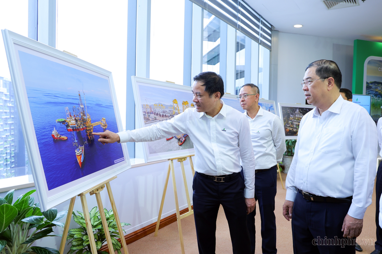 Phó Thủ tướng Thường trực: Mục tiêu tăng trưởng hai con số là yêu cầu bắt buộc đối với Petrovietnam- Ảnh 1.