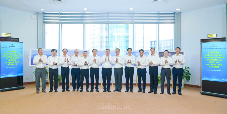 Phó Thủ tướng Thường trực: Mục tiêu tăng trưởng hai con số là yêu cầu bắt buộc đối với Petrovietnam- Ảnh 2.