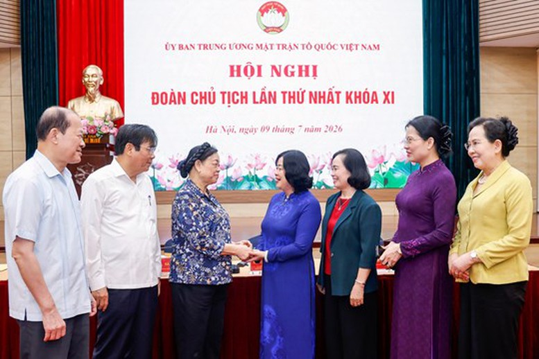 Hội nghị Đoàn Chủ tịch Ủy ban Trung ương MTTQ Việt Nam lần thứ nhất khóa XI- Ảnh 5.