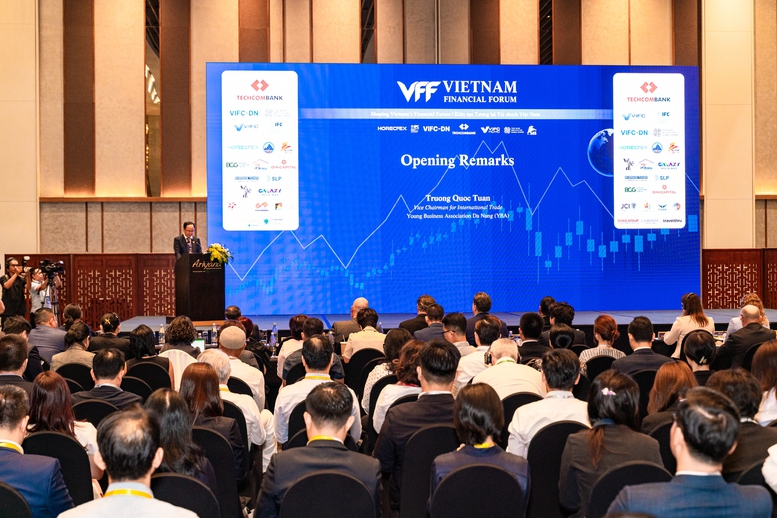 Chuyên gia quốc tế hiến kế cho Trung tâm Tài chính Quốc tế tại Việt Nam- Ảnh 2.