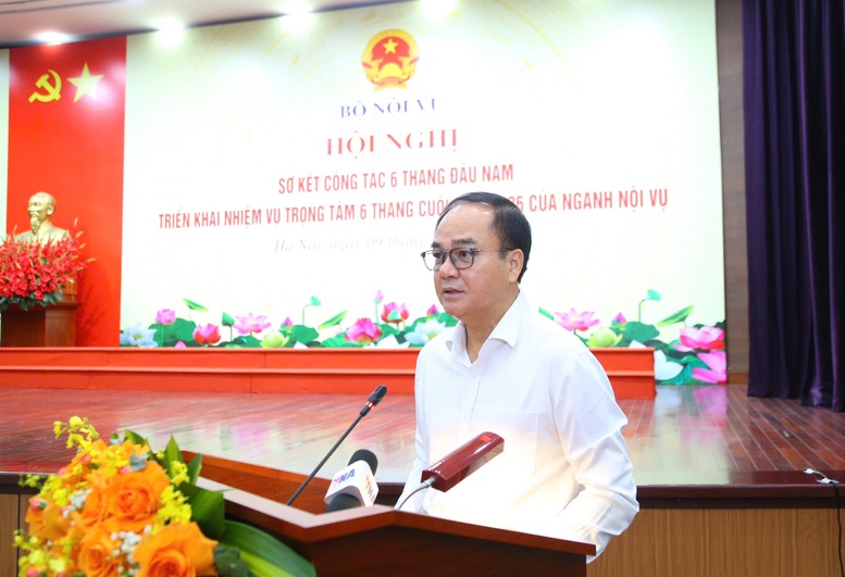 Hơn 2 triệu cán bộ, công chức, viên chức và lực lượng vũ trang được tăng 8% lương cơ sở từ 1/7- Ảnh 1.