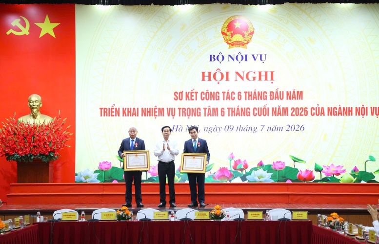 Tháo gỡ khó khăn trong vận hành chính quyền địa phương 2 cấp, đẩy mạnh phân cấp, phân quyền- Ảnh 2.