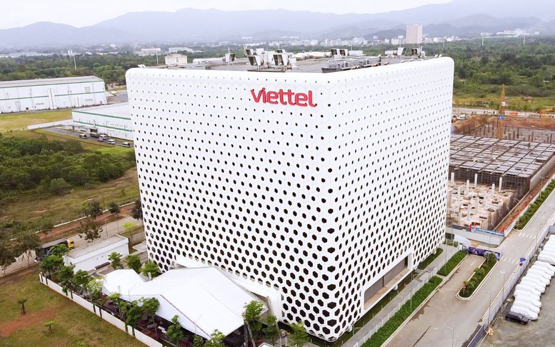 Viettel thúc đẩy tăng trưởng xanh: Điện mặt trời tự sản xuất tăng 24,8% trong năm 2025