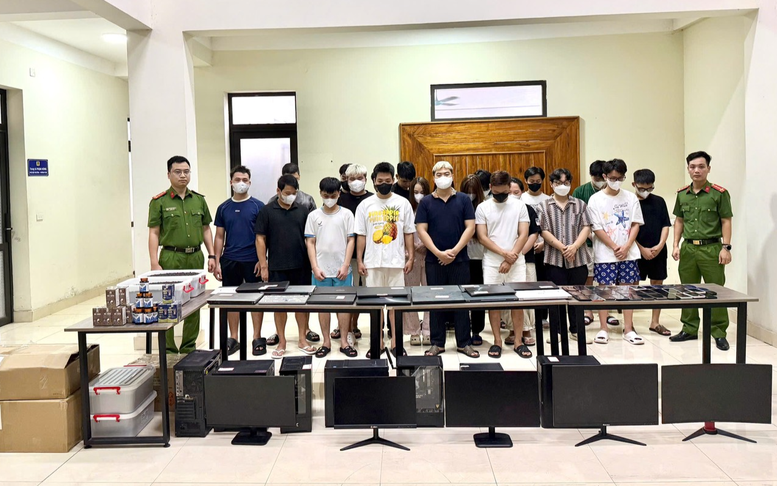 Khởi tố 21 bị can trong đường dây quảng cáo gian dối sản phẩm Đông y trên mạng xã hội
