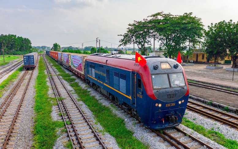 Tổng công ty Đường sắt Việt Nam chuyển đổi thành Tập đoàn Đường sắt Quốc gia Việt Nam