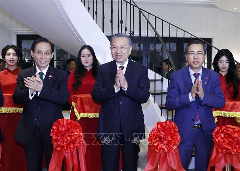 Tổng Bí thư, Chủ tịch nước Tô Lâm dự lễ khánh thành Nhà Việt Nam, gặp gỡ cộng đồng người Việt- Ảnh 4.