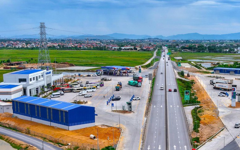 Toàn bộ trạm dừng nghỉ trên cao tốc Bắc-Nam hoàn thành dịch vụ công thiết yếu trước 15/8