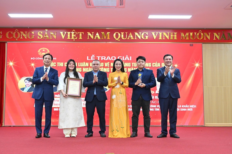 Trao giải Cuộc thi chính luận về bảo vệ nền tảng tư tưởng của Đảng ngành Công Thương 2026- Ảnh 1.