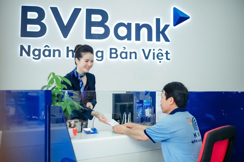 Nhiều ngân hàng giảm lãi suất, hỗ trợ doanh nghiệp tiếp cận vốn- Ảnh 1.