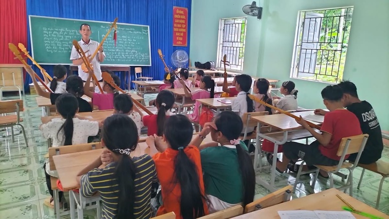 Trao truyền di sản, giữ hồn bản làng- Ảnh 5.