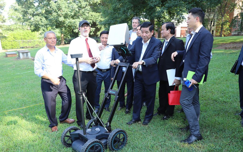 Tiếp cận công nghệ mới, nâng hiệu quả tìm kiếm, xác định danh tính hài cốt liệt sĩ