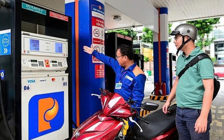 Giá xăng tiếp tục giảm